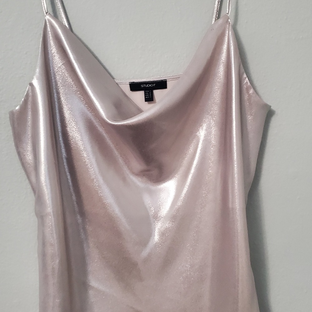Nice comfortable blouse of good quality, it is for any occasion